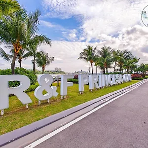  Apartment R&f Princess Cove By Rr Jbcity